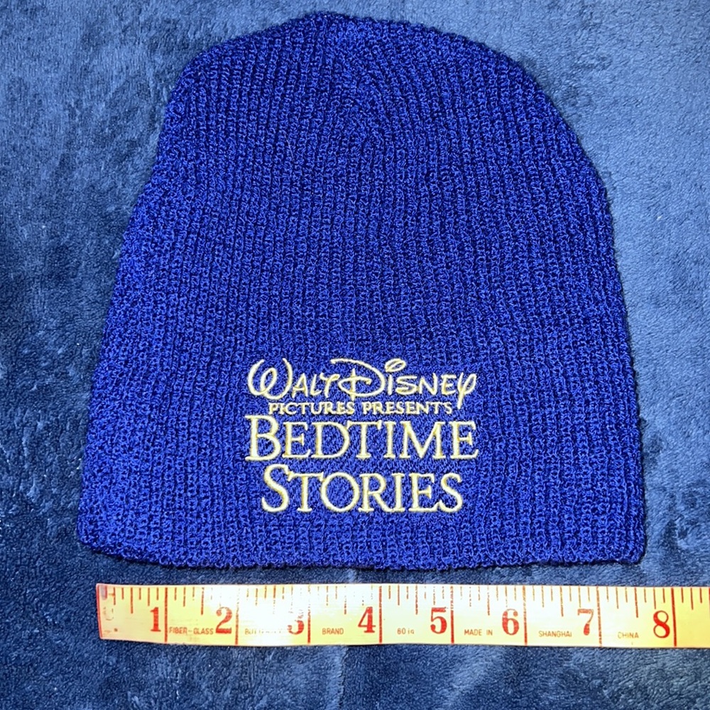 Walt Disney: Bedtime Stories Beanie - Picture 2 of 3